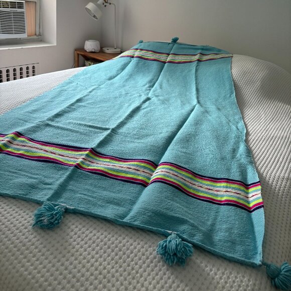 Authentic Handcrafted Moroccan Blanket - Picture 4 of 7